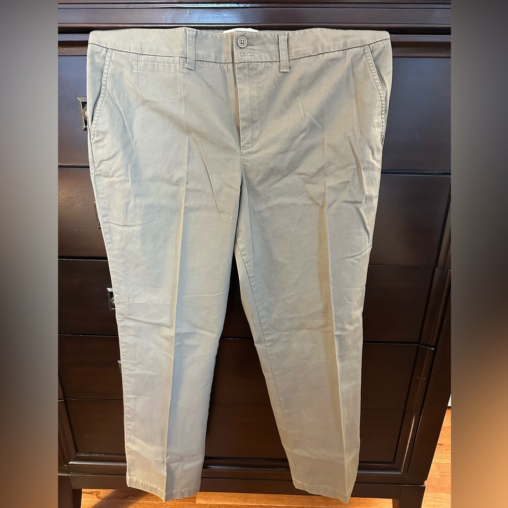 Heritage by Talbot Women’s Dress Pant Olive Green